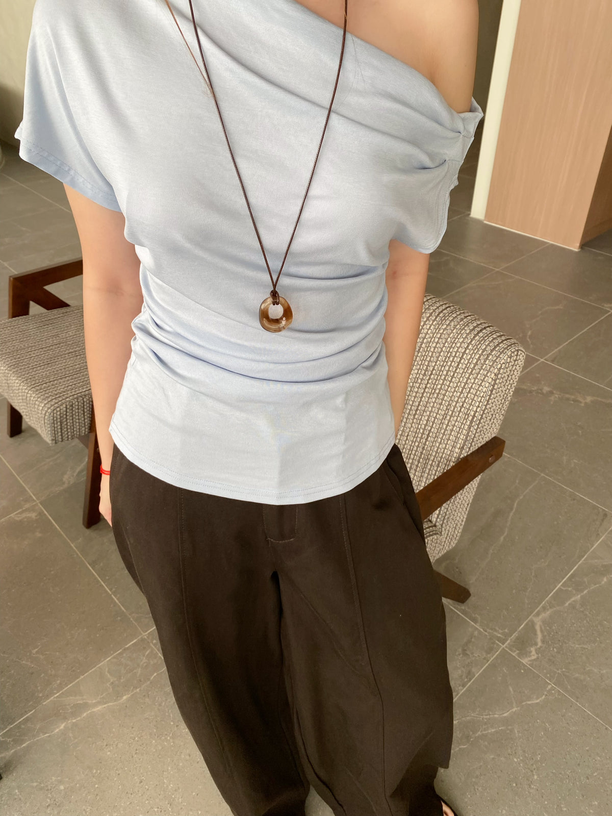 LONE LADY TOP IN BLUE