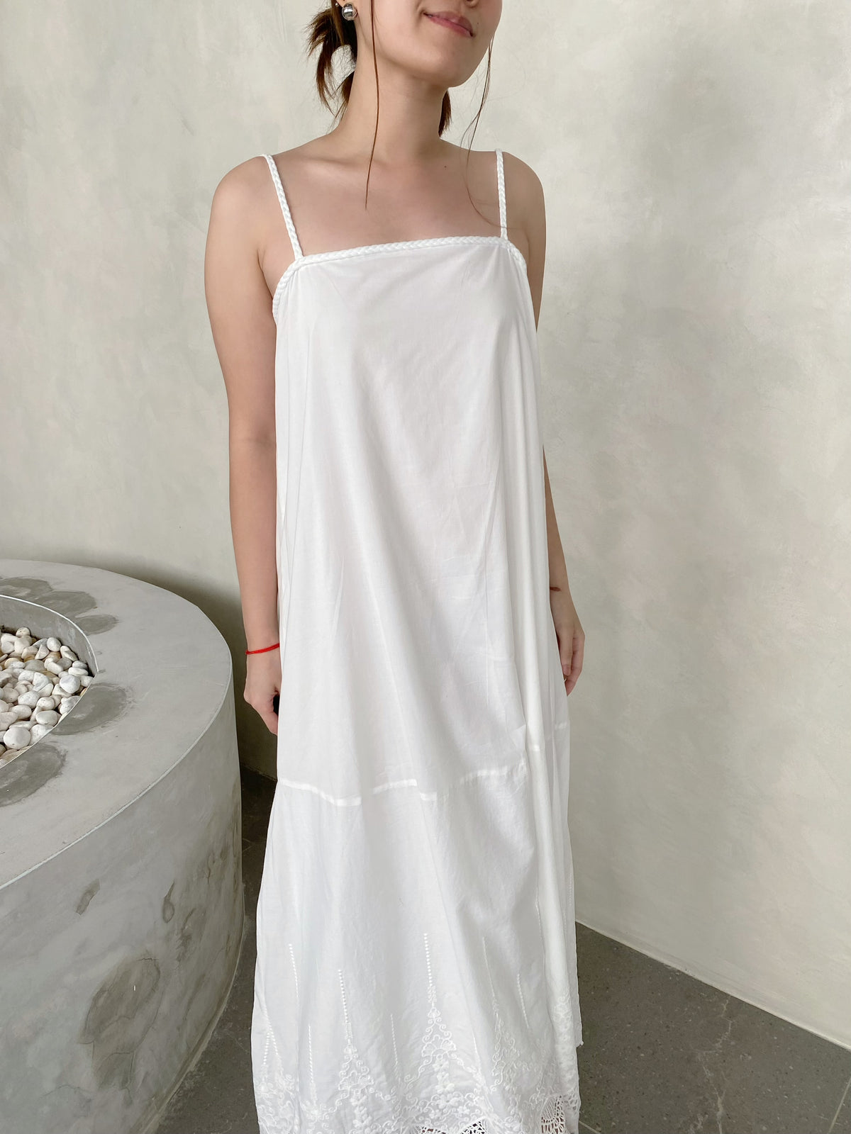 TYLA DRESS IN WHITE