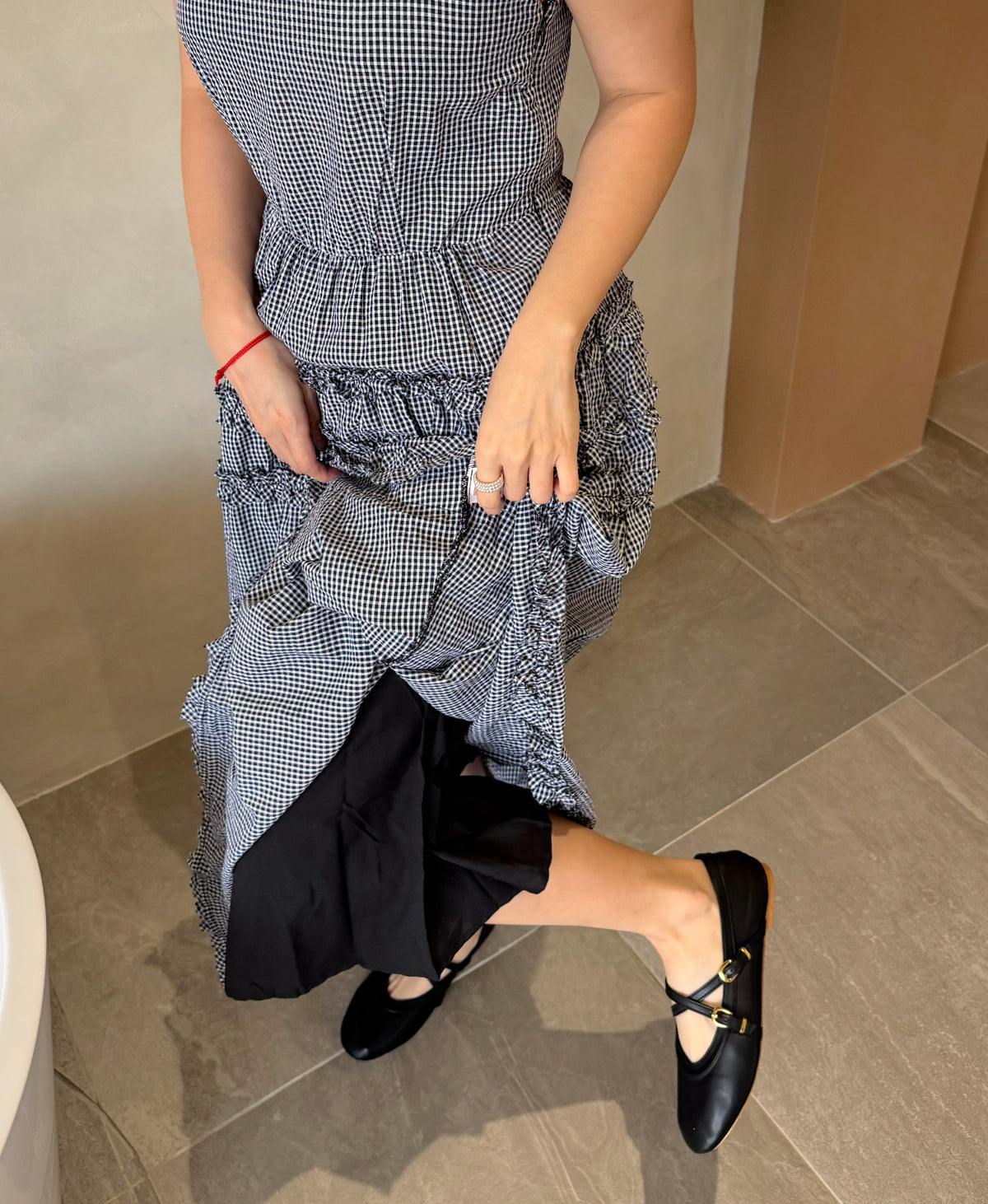 PLAID PATTERNED DRESS IN BLACK