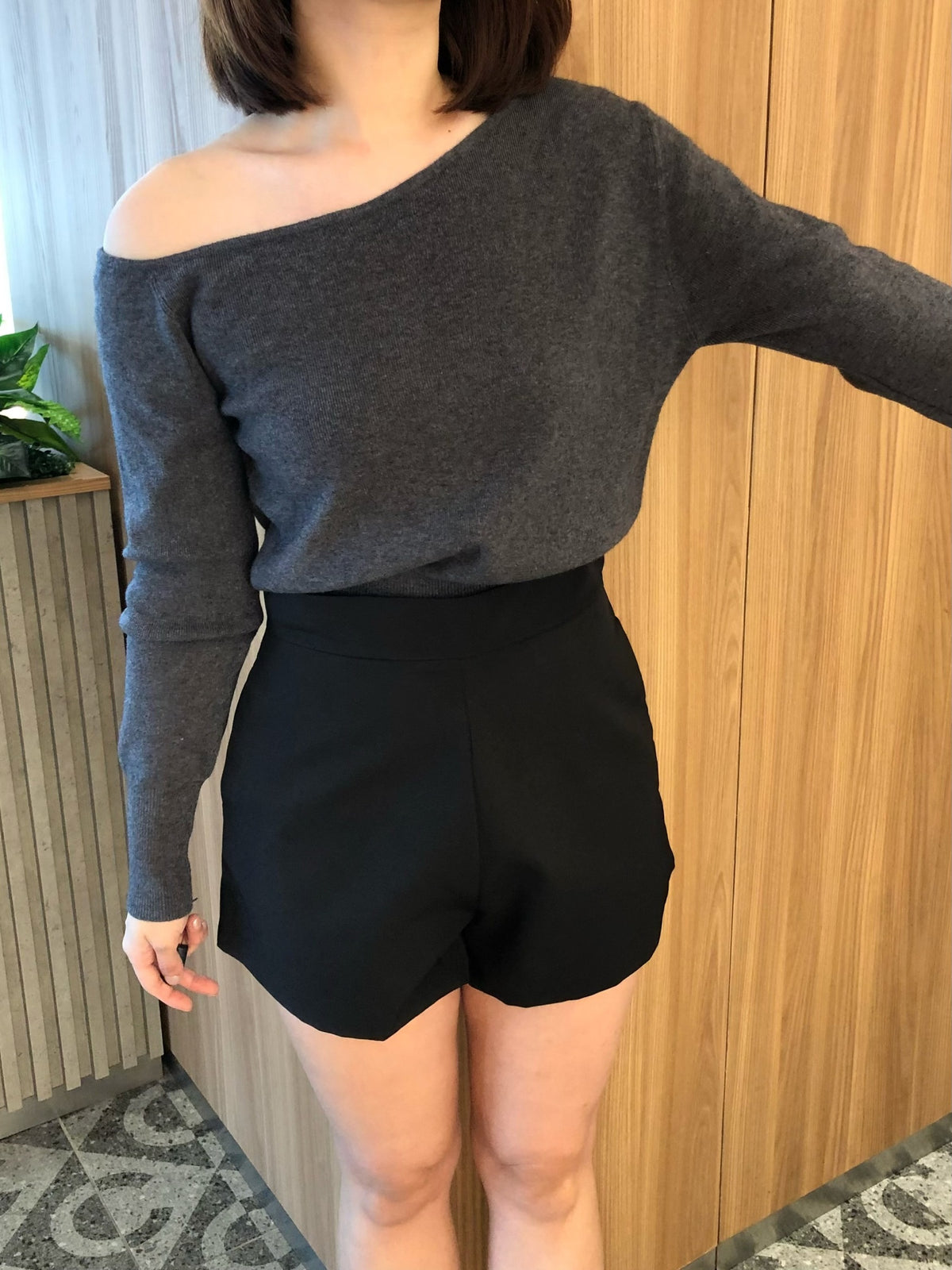 OFF SHOULDER TOP IN RED/GREY