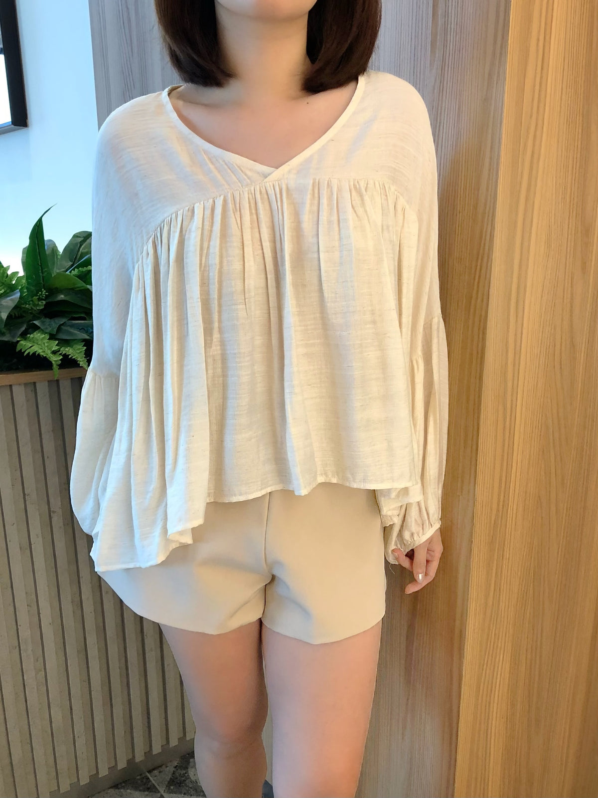 VERRIS BLOUSE TOP IN BEAN GREEN/OAT BEIGE/SKY BLUE