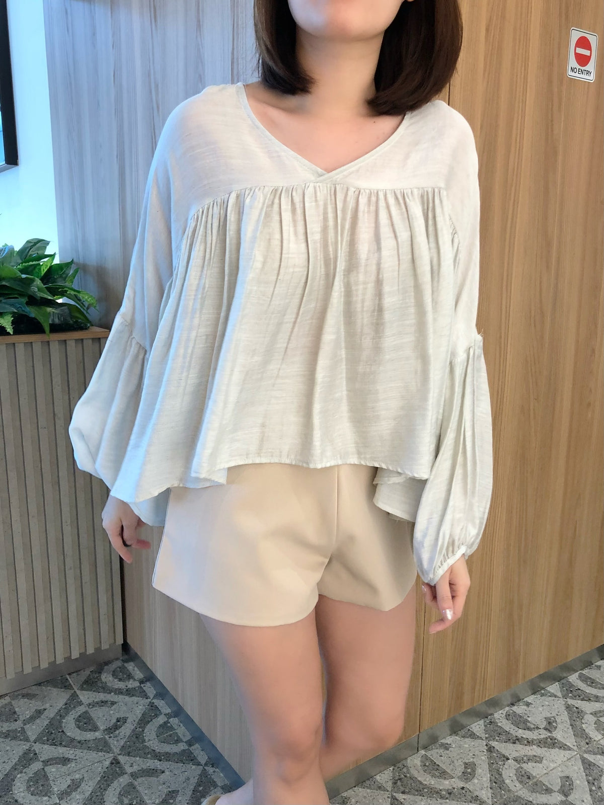 VERRIS BLOUSE TOP IN BEAN GREEN/OAT BEIGE/SKY BLUE