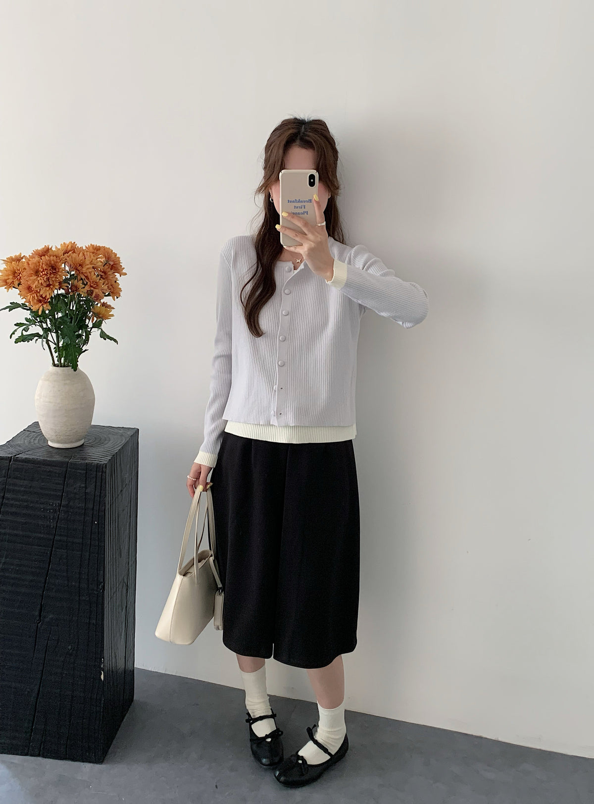 BERRY HIGH WAIST SKIRT IN BLACK