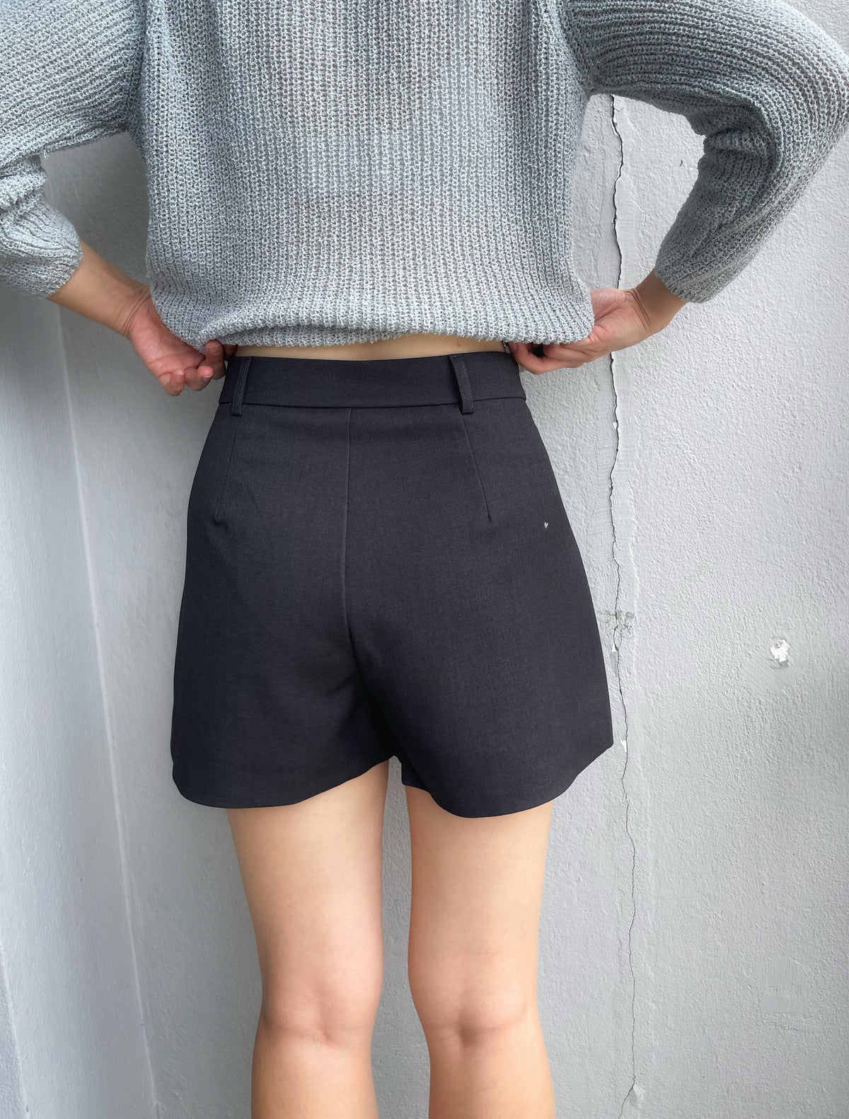 ORIS HIGH WAIST SHORT IN GREY/BEIGE