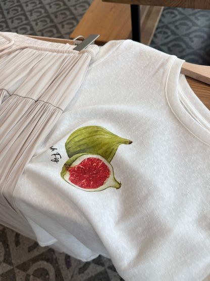 BASIC FRUIT TEE IN WHITE