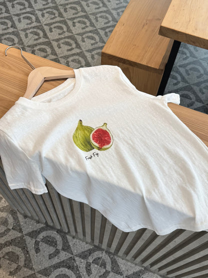 BASIC FRUIT TEE IN WHITE