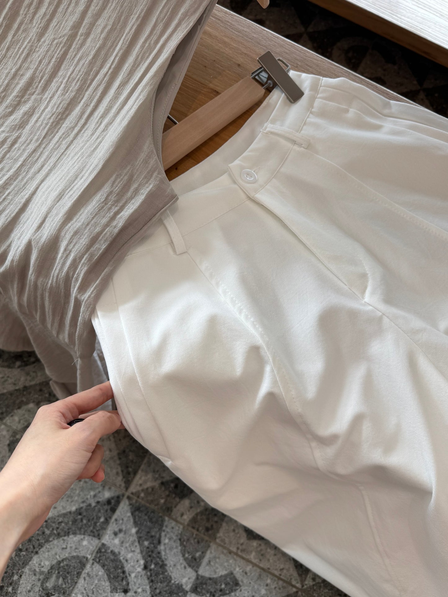 DAD BAGGY TROUSERS IN WHITE/BEIGE