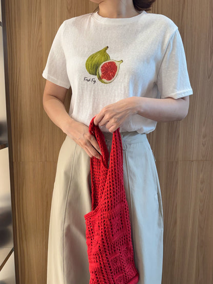 BASIC FRUIT TEE IN WHITE