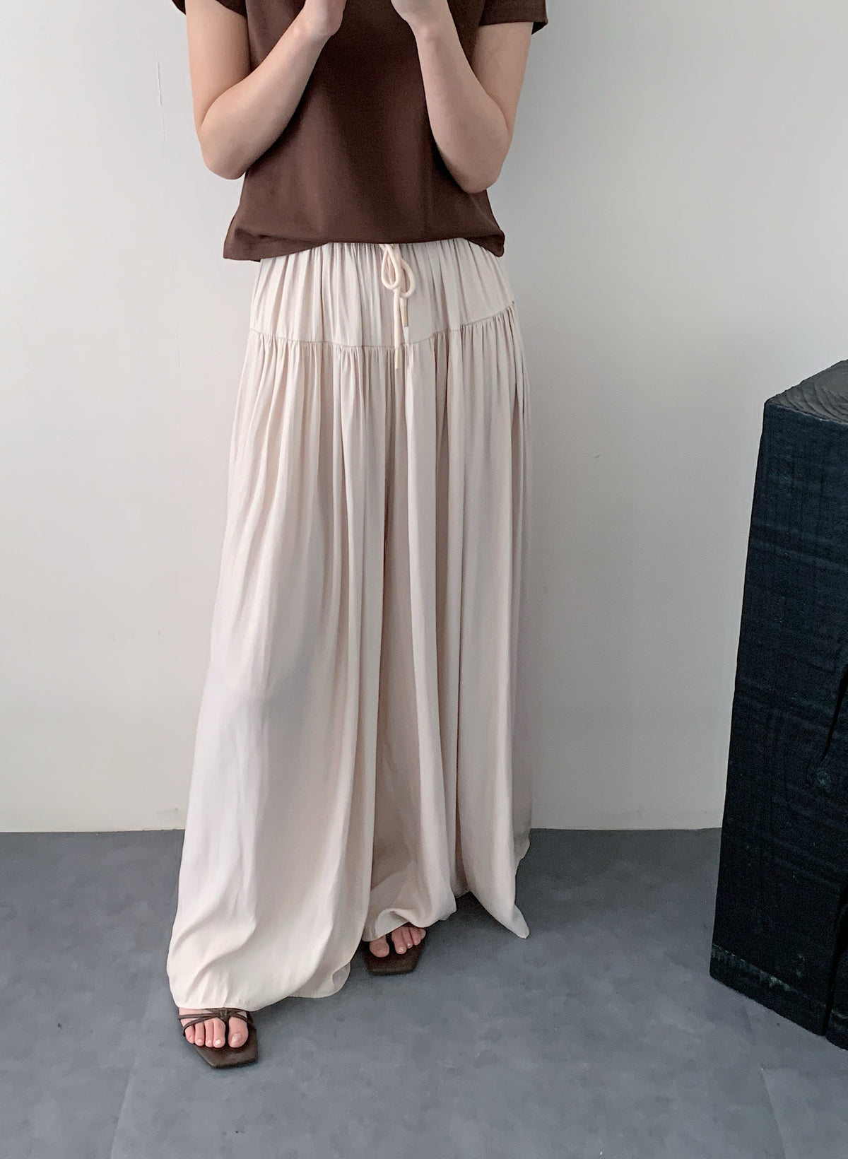 JOLIN TROUSERS IN BEIGE