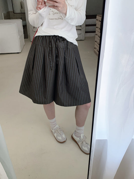 RACHEL HIGH WAIST SHORT IN BROWN
