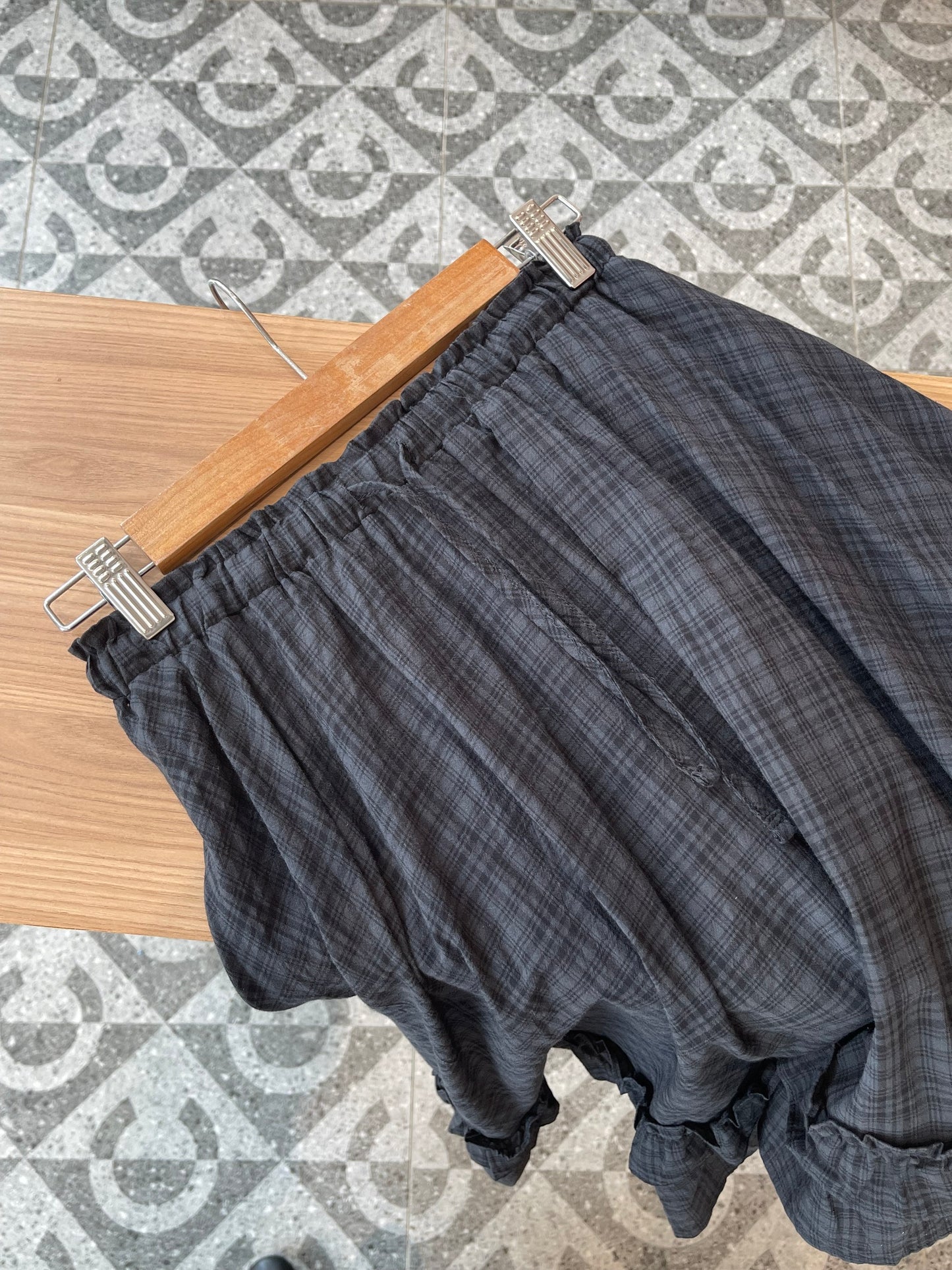 BOO HIGH WAIST PLEATED SKIRT