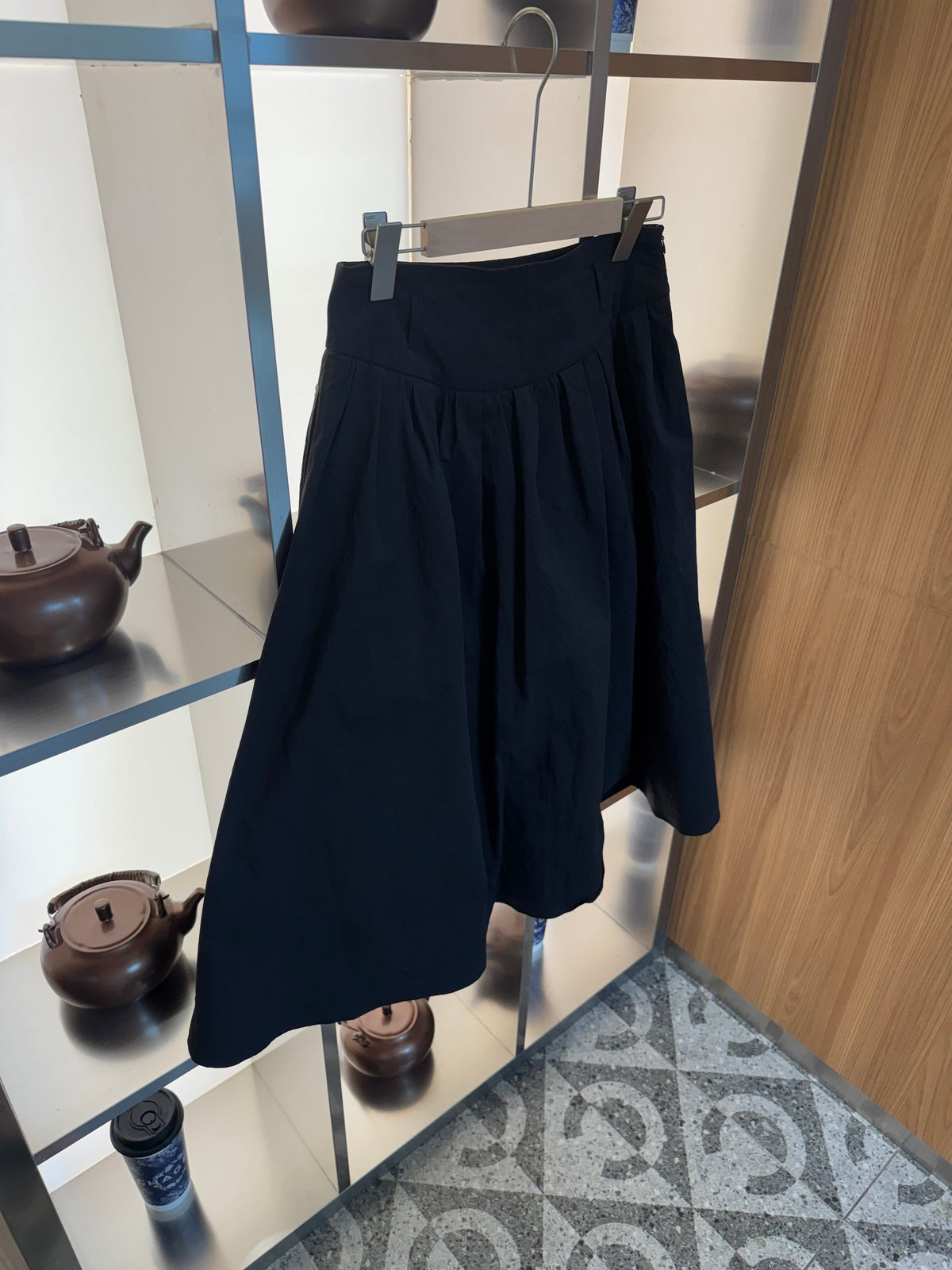 KATE HIGH WAIST SKIRT IN WHITE/BLACK