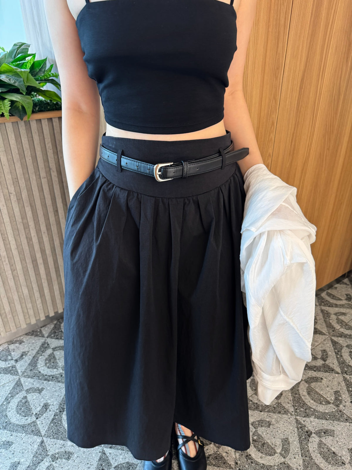 KATE HIGH WAIST SKIRT IN WHITE/BLACK