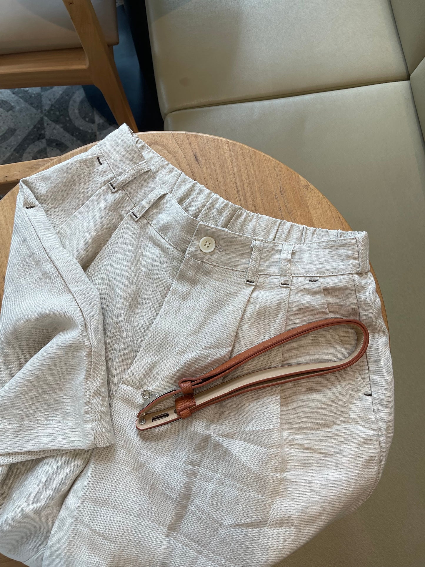 LINEN COTTON SHORT IN OAT BEIGE