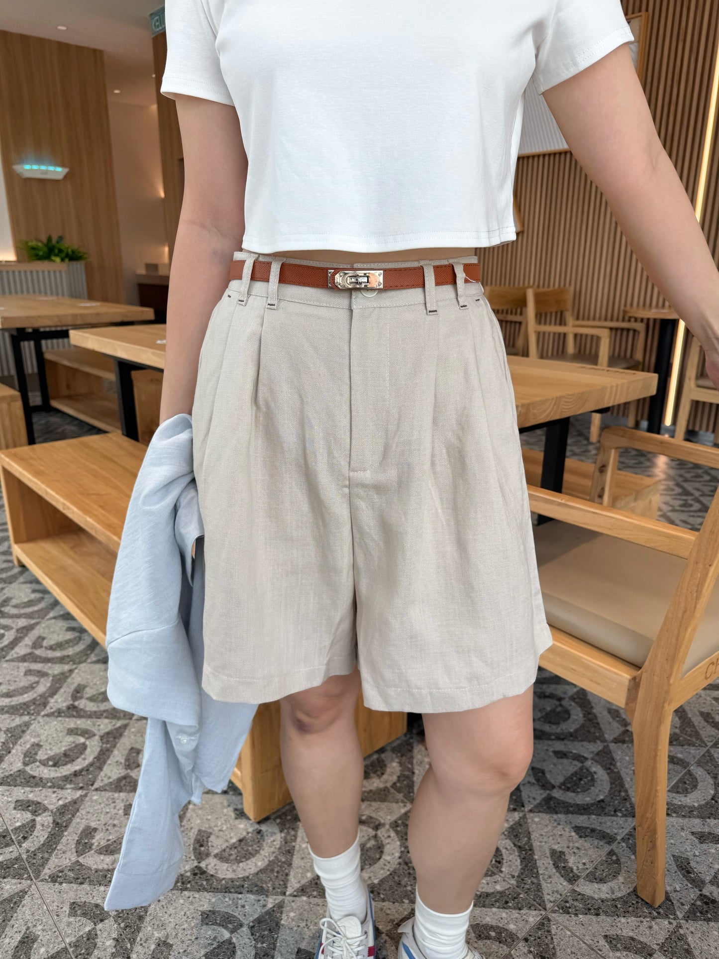 LINEN COTTON SHORT IN OAT BEIGE