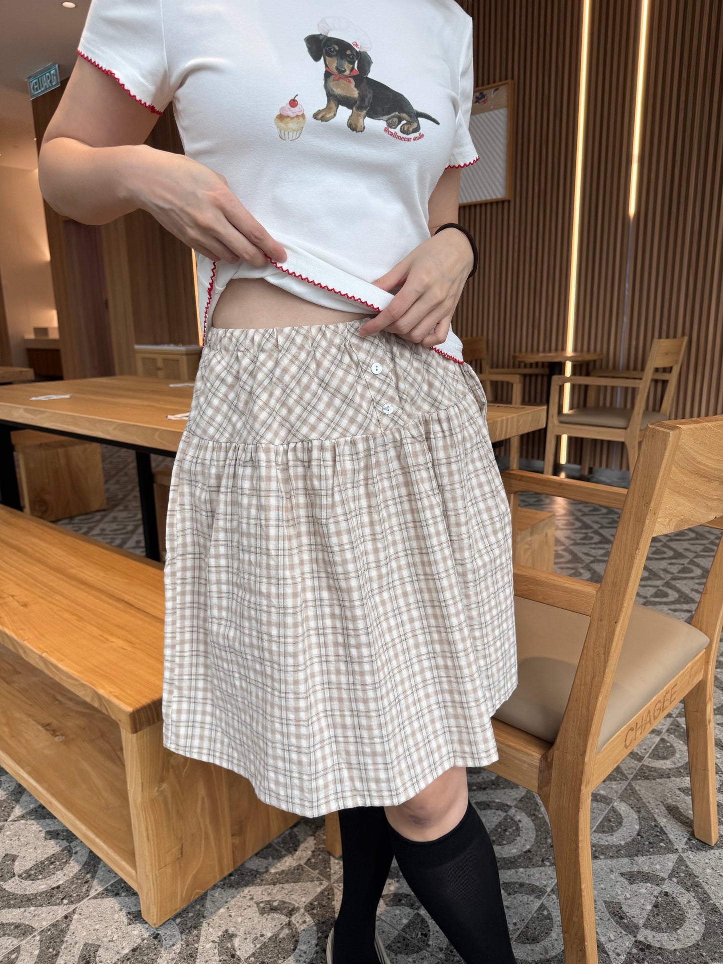 JOJO PLEATED SKIRT IN KHAKI