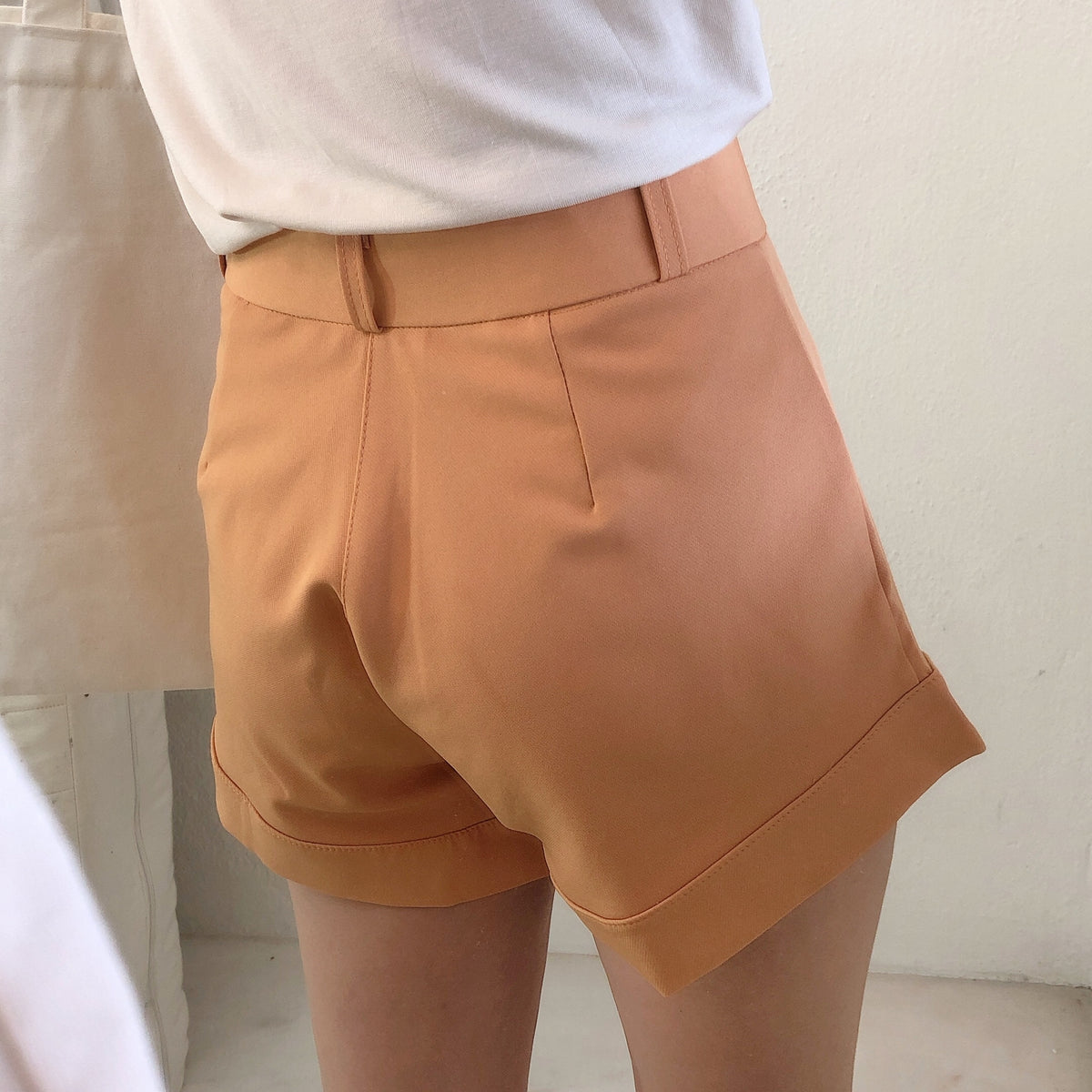 RUBY SHORT (ORANGE)