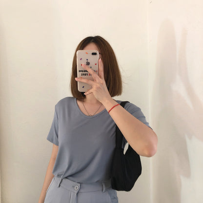 V BASIC TEE