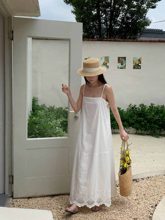 TYLA DRESS IN WHITE