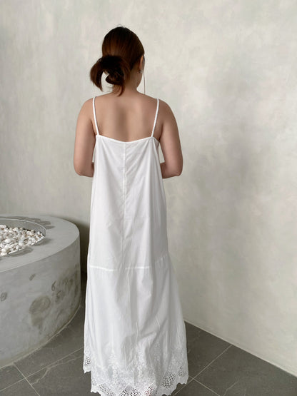 TYLA DRESS IN WHITE