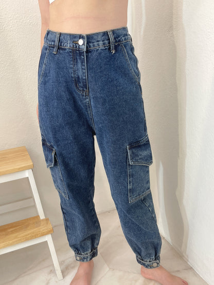 HIGHWAIST JEANS