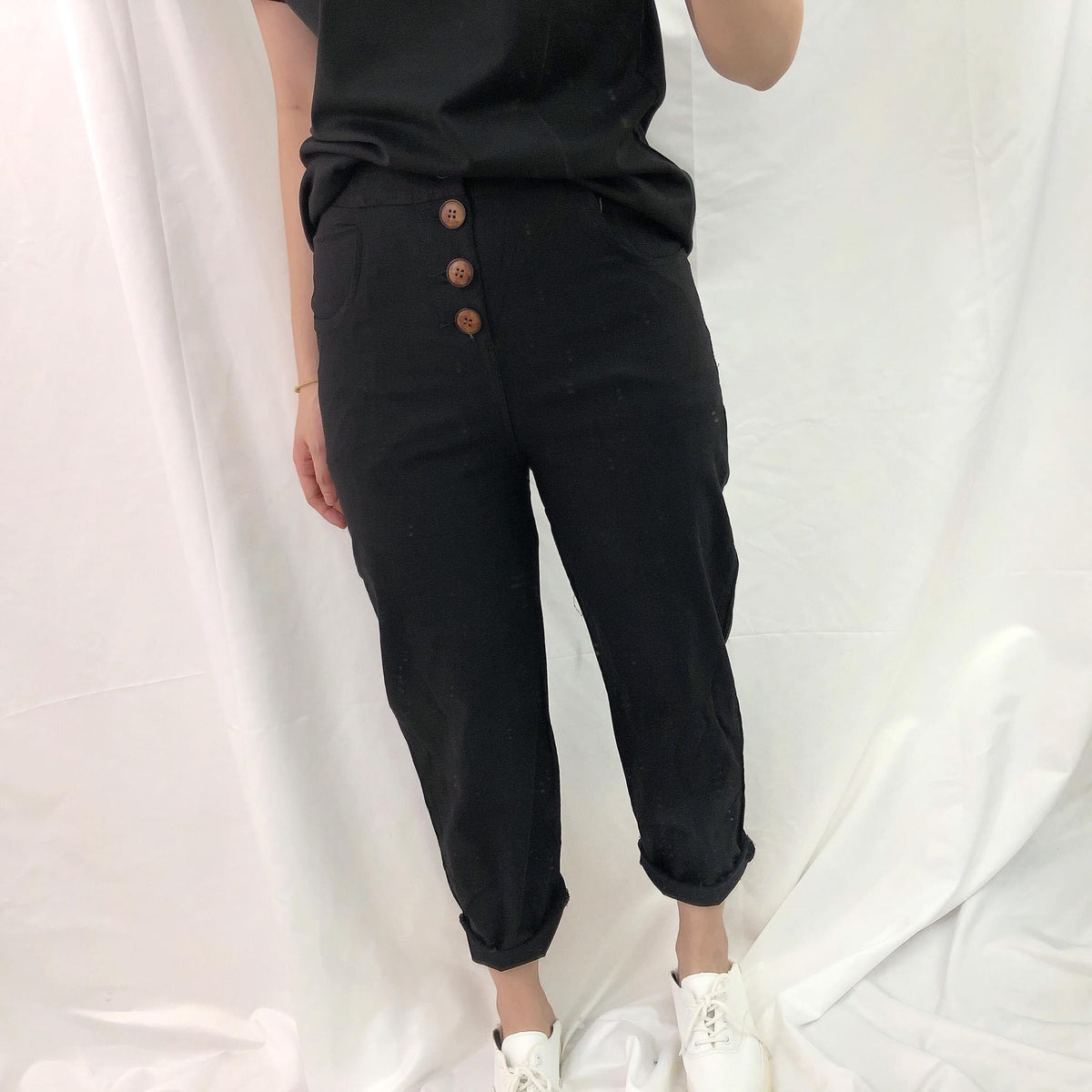 BUTTON ELASTIC PANTS