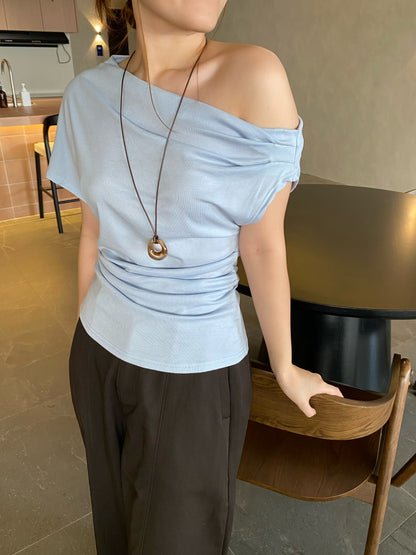 LONE LADY TOP IN BLUE