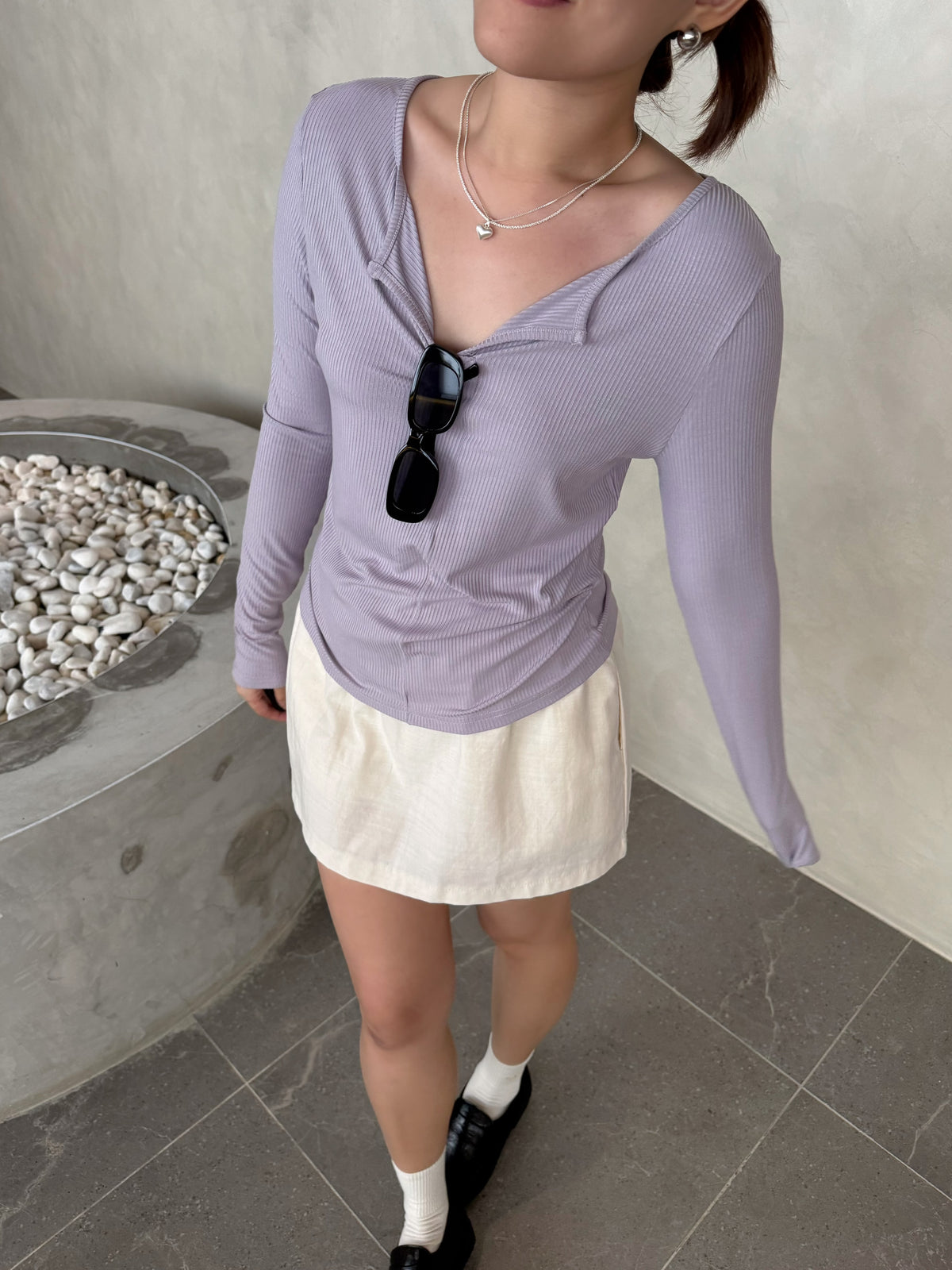BASIC LONG SLEEVE TOP IN BEIGE/PURPLE