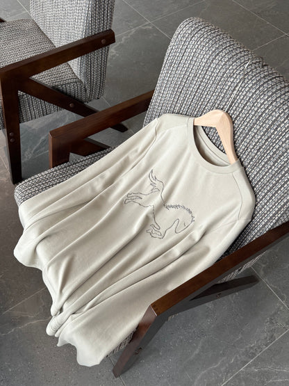 EMBROIDERED HORSE LONG SLEEVE TOP