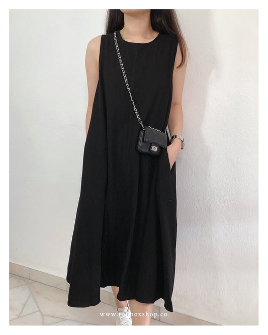 MM BLACK DRESS