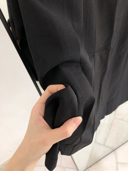 BLACK SKIRT