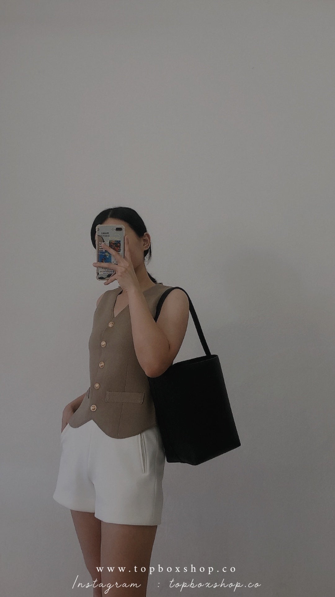 ALO BUCKET BAG