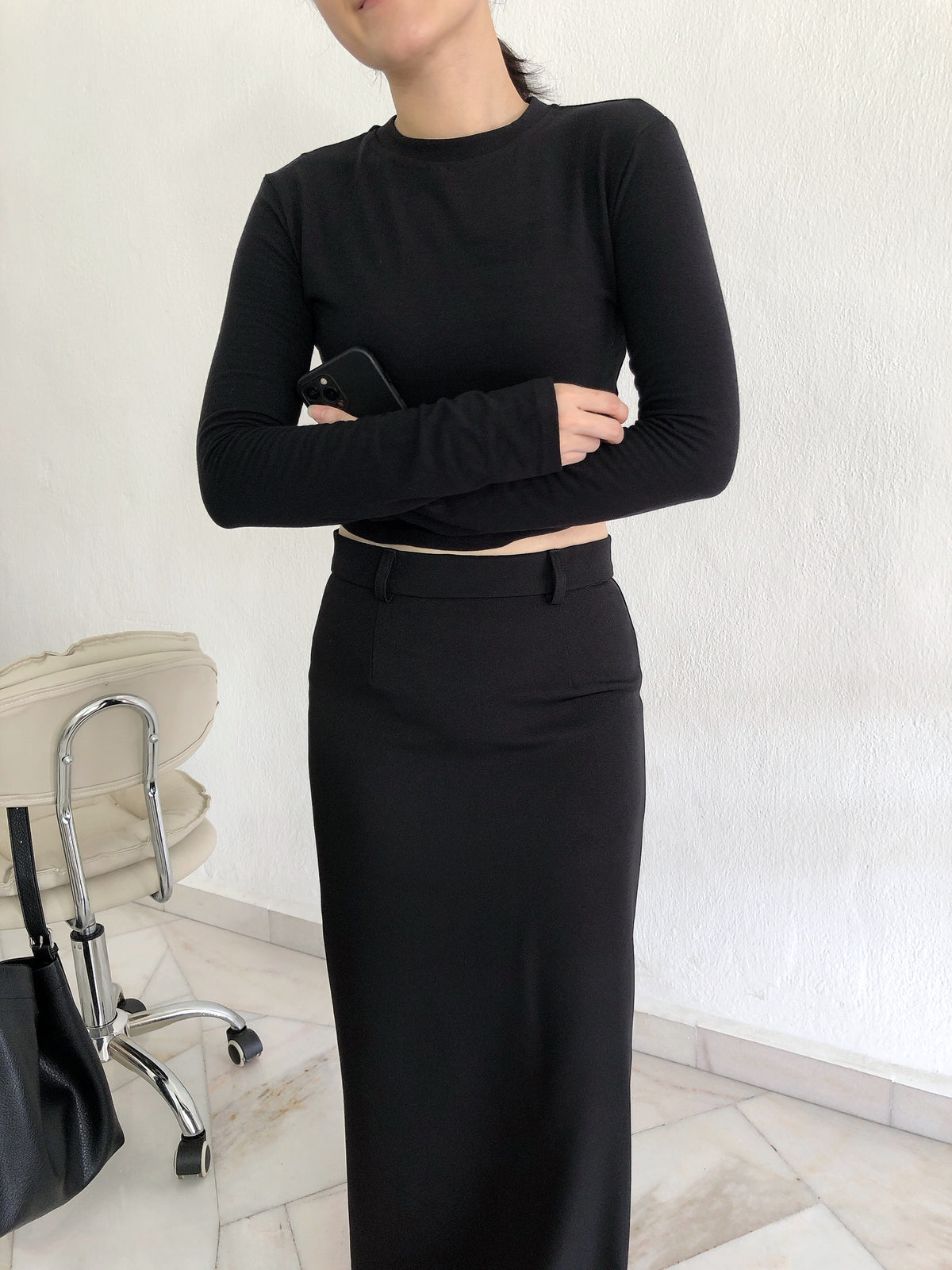 BLACK LONG SLEEVE TOP