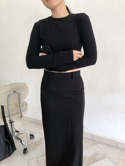 BLACK LONG SLEEVE TOP