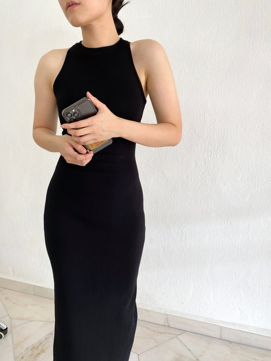 BLACK KNIT DRESS