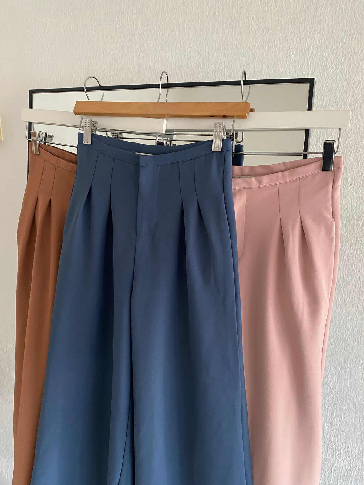 HIGH WAIST TROUSERS