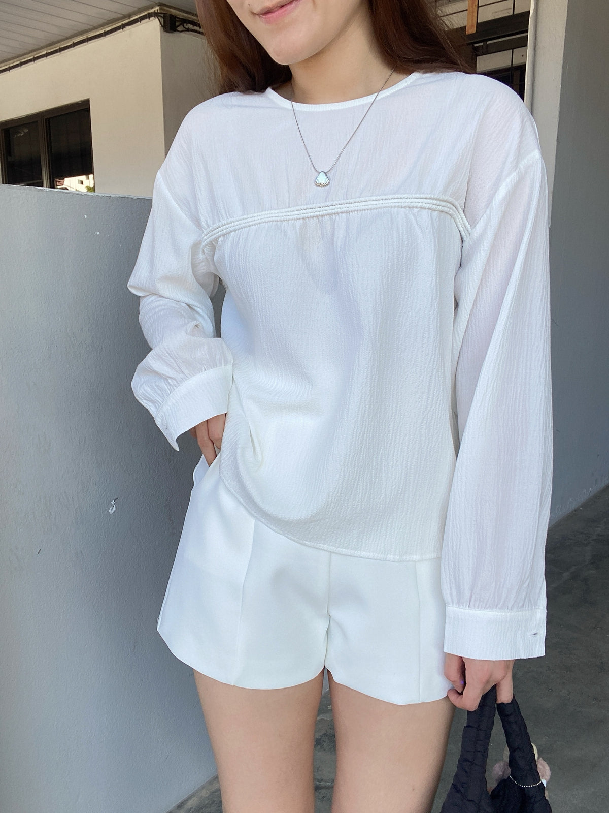 BASIC BLOUSE TOP