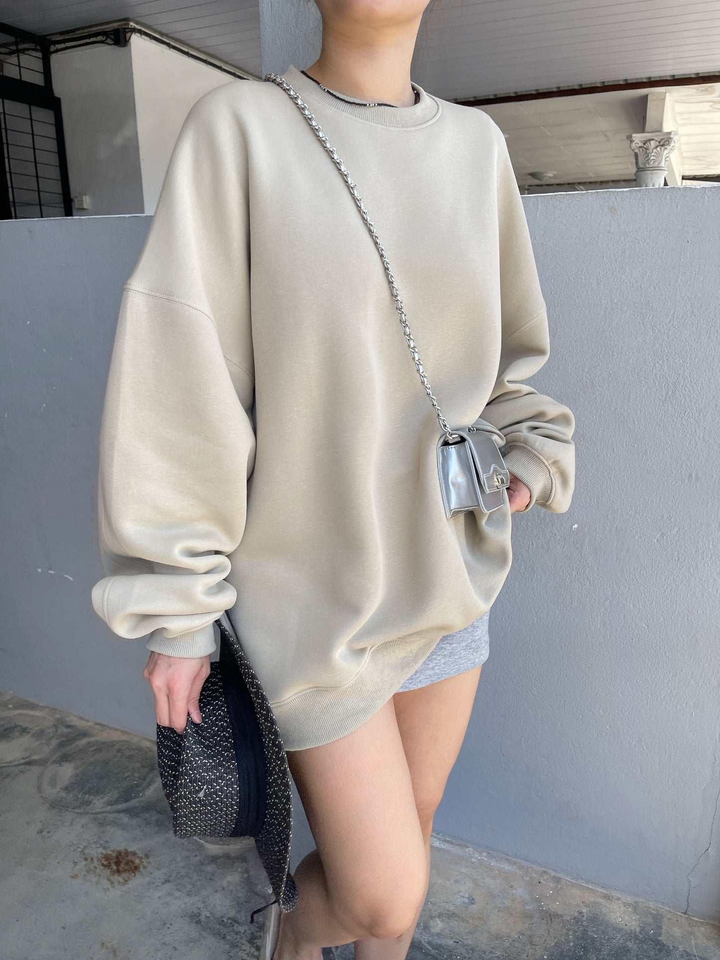 HOHO OVERSIZED SWEATER UNISEX