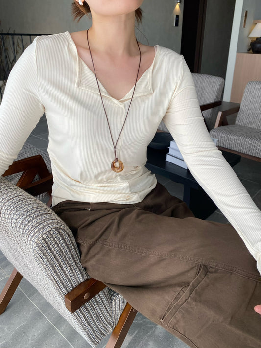 BASIC LONG SLEEVE TOP IN BEIGE/PURPLE