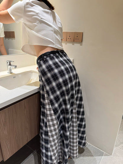 PLAID A LINE SKIRT IN BLACK