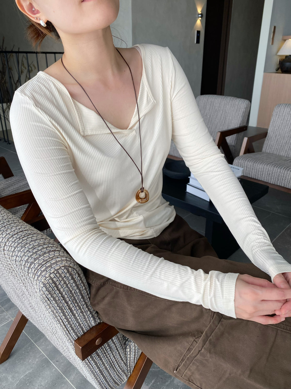 BASIC LONG SLEEVE TOP IN BEIGE/PURPLE