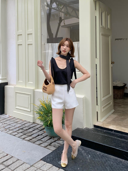 CHLOE HIGHWAIST SHORT IN WHITE/BLACK/BLUE