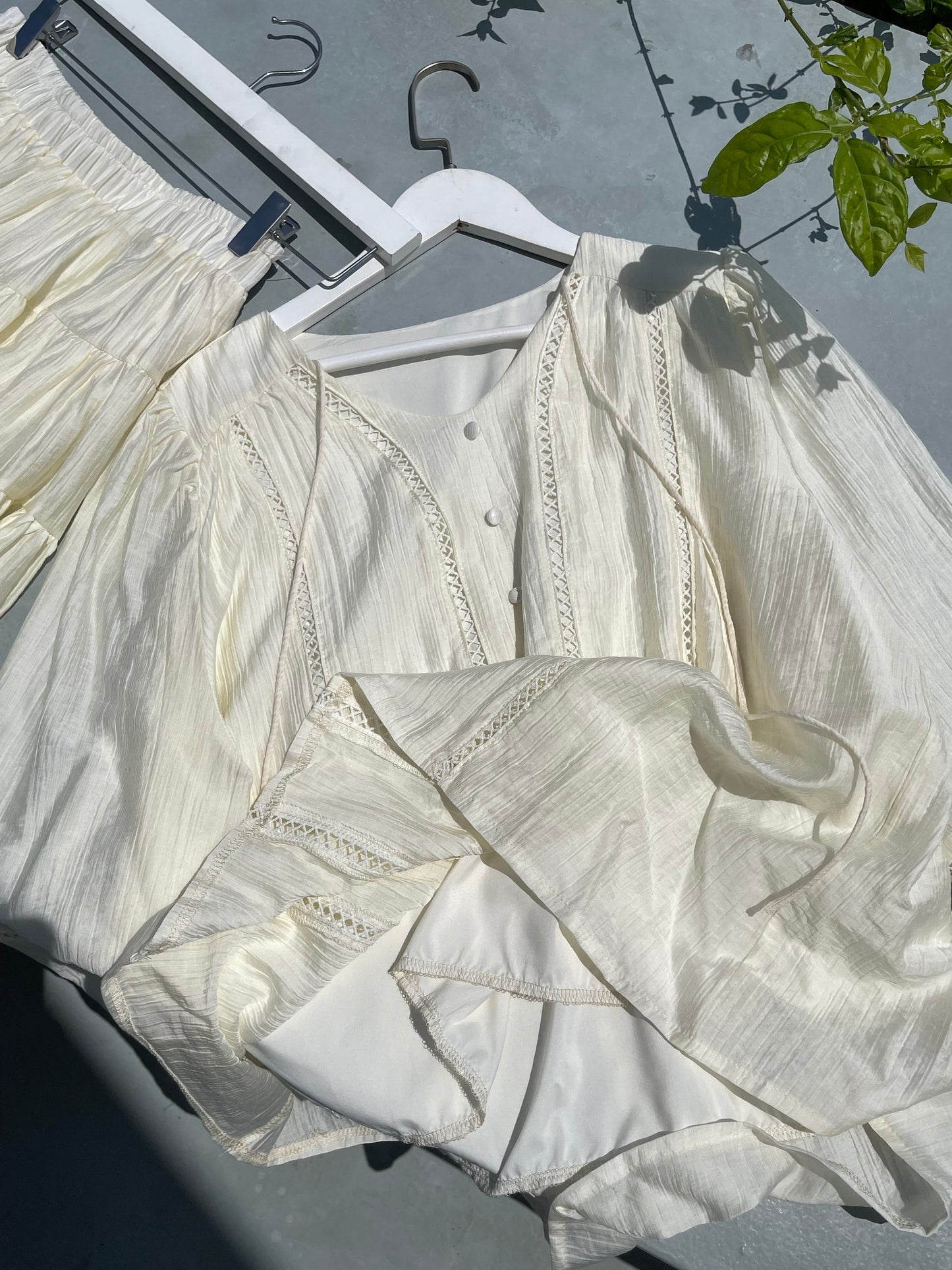 LANA BLOUSE SET IN BEIGE