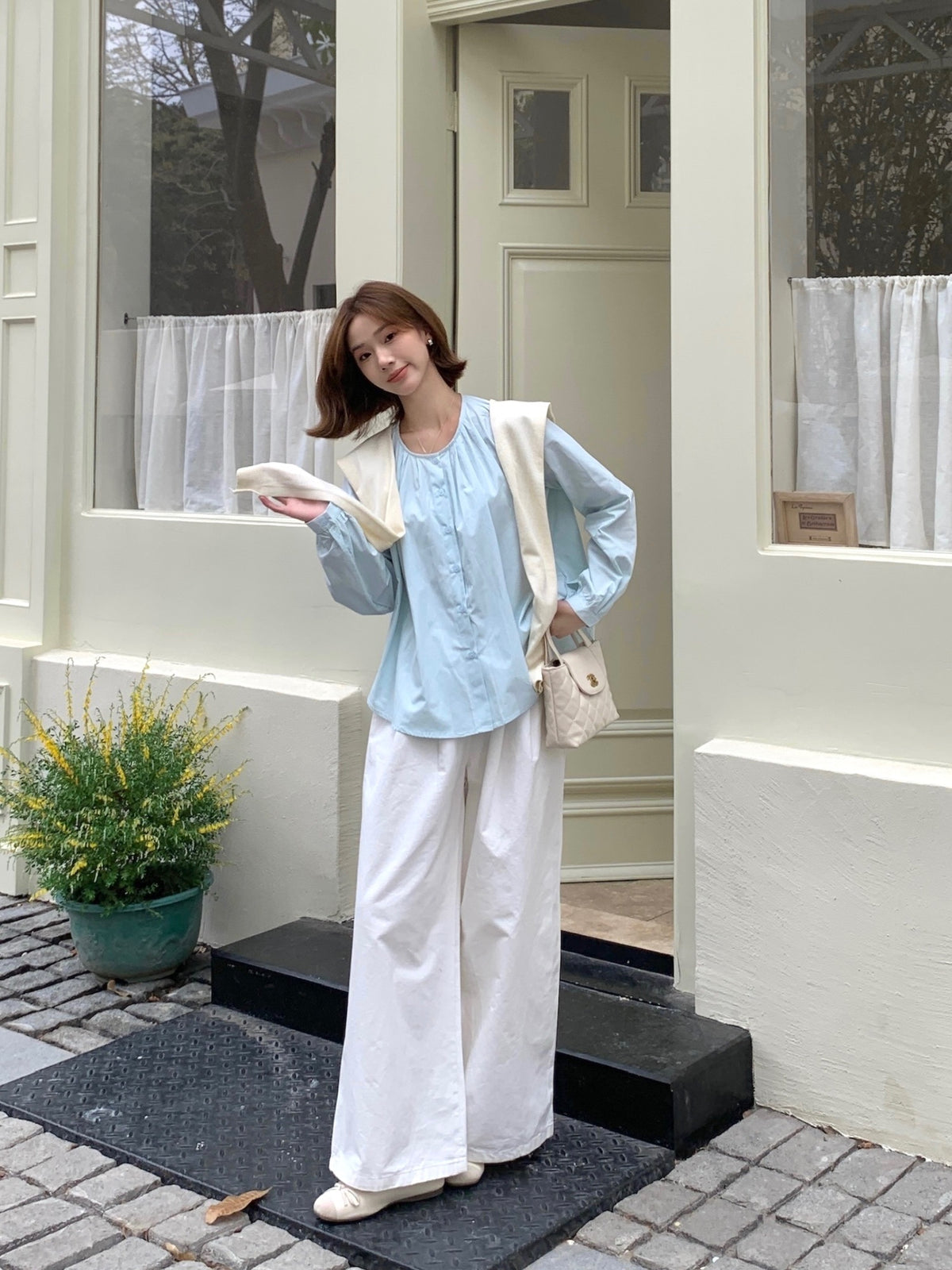 TWO WAY BLOUSE TOP IN BEIGE/AQUA