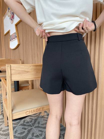 NUNU SHORT IN WHITE/GREY/BLACK