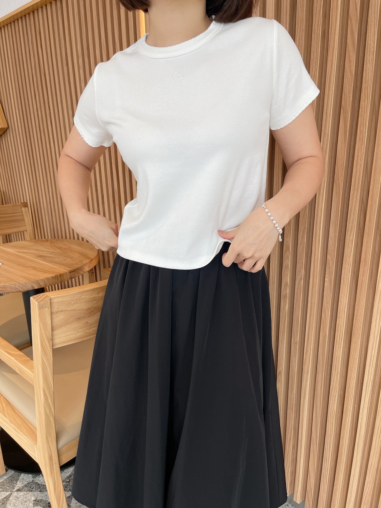 BOBO RIBBON TEE IN WHITE/BLACK/YELLOW/BLUE