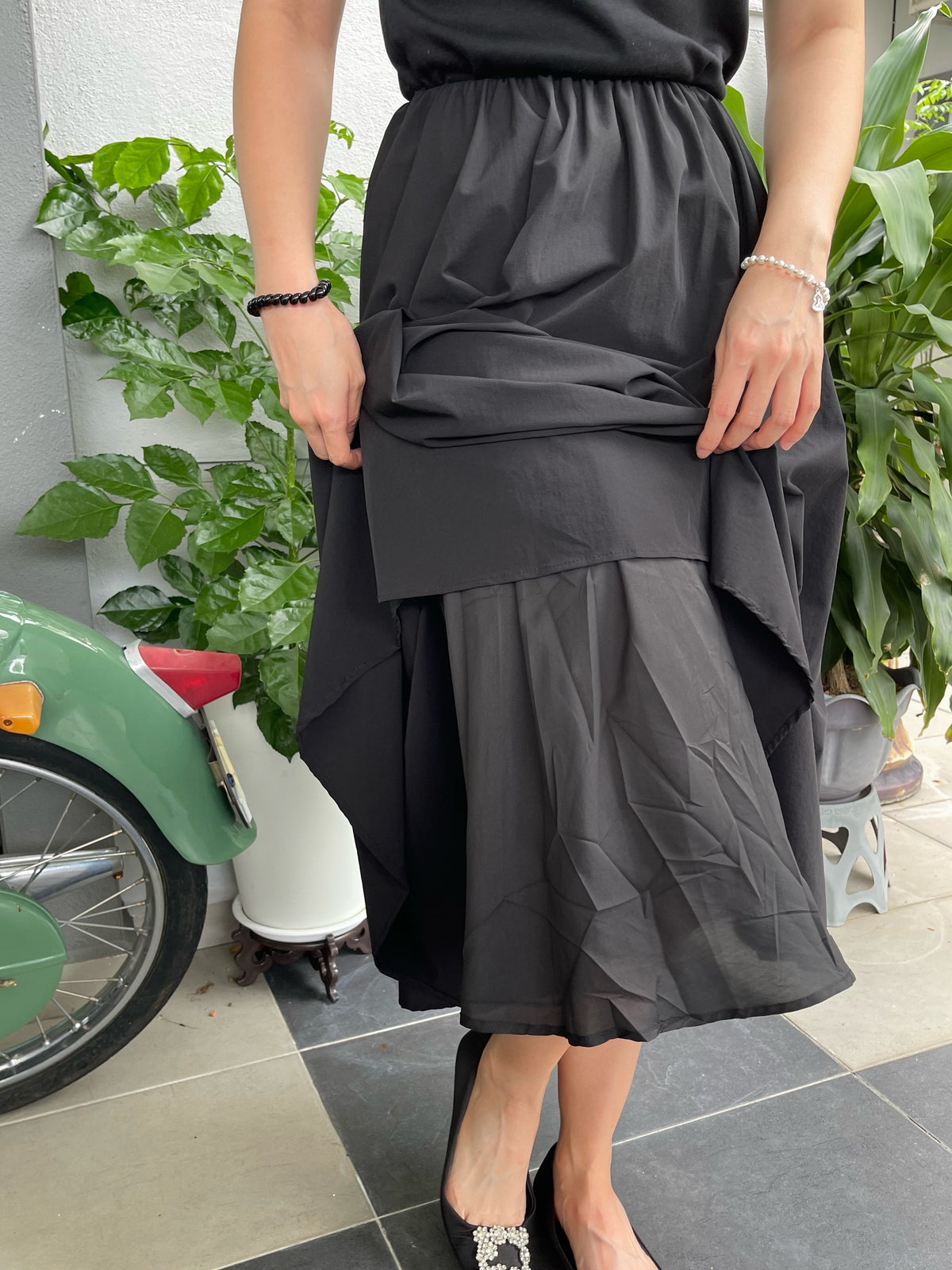 BUBBLE MAXI SKIRT IN WHITE/BLACK