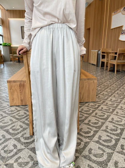 JAMIE TROUSERS IN TEA WHITE/SILVER GREY