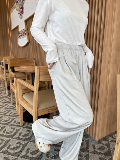 JAMIE TROUSERS IN TEA WHITE/SILVER GREY