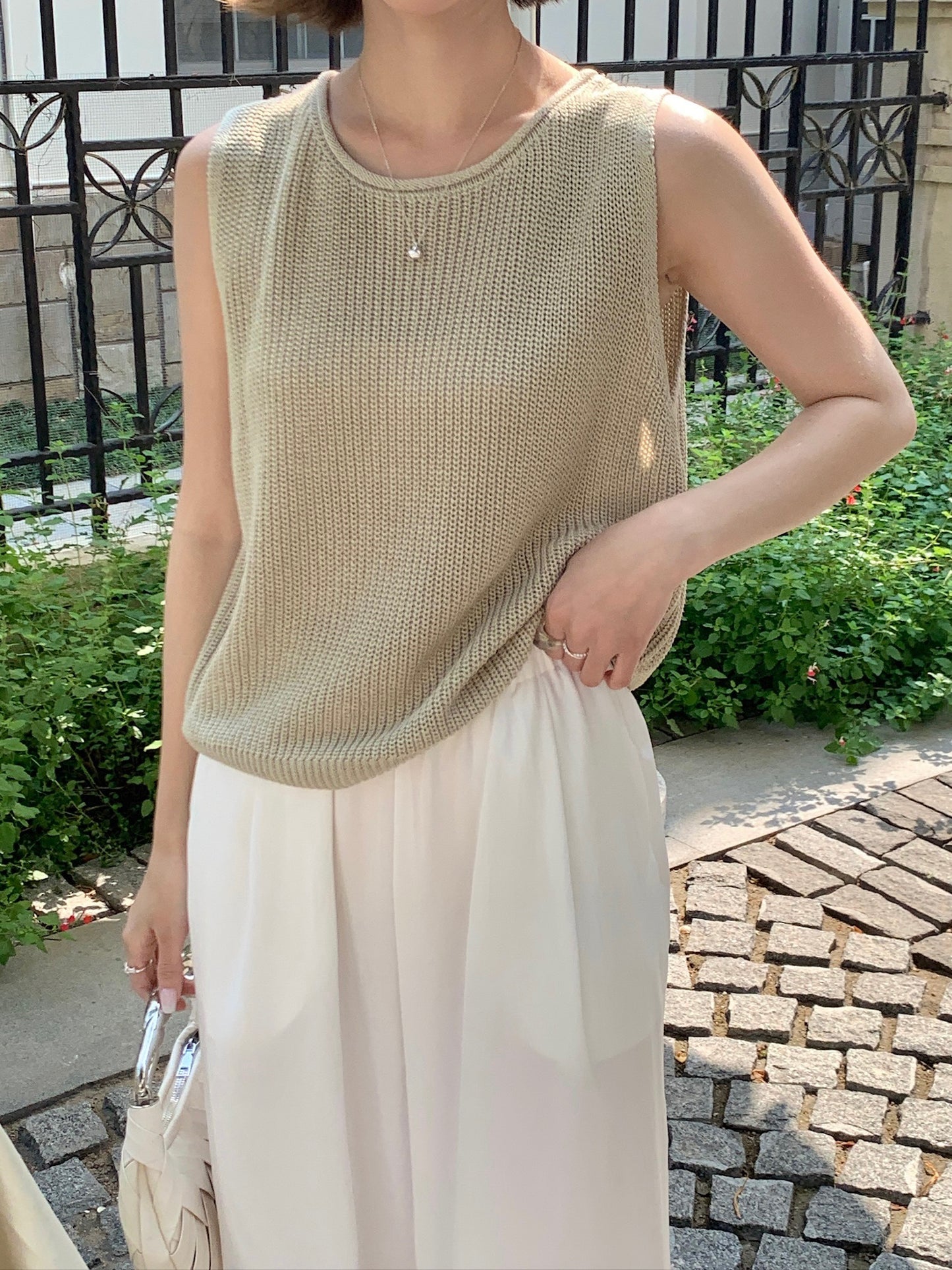 KNIT SINGLET IN D.GREY/YELLOW/WHTE/KHAKI